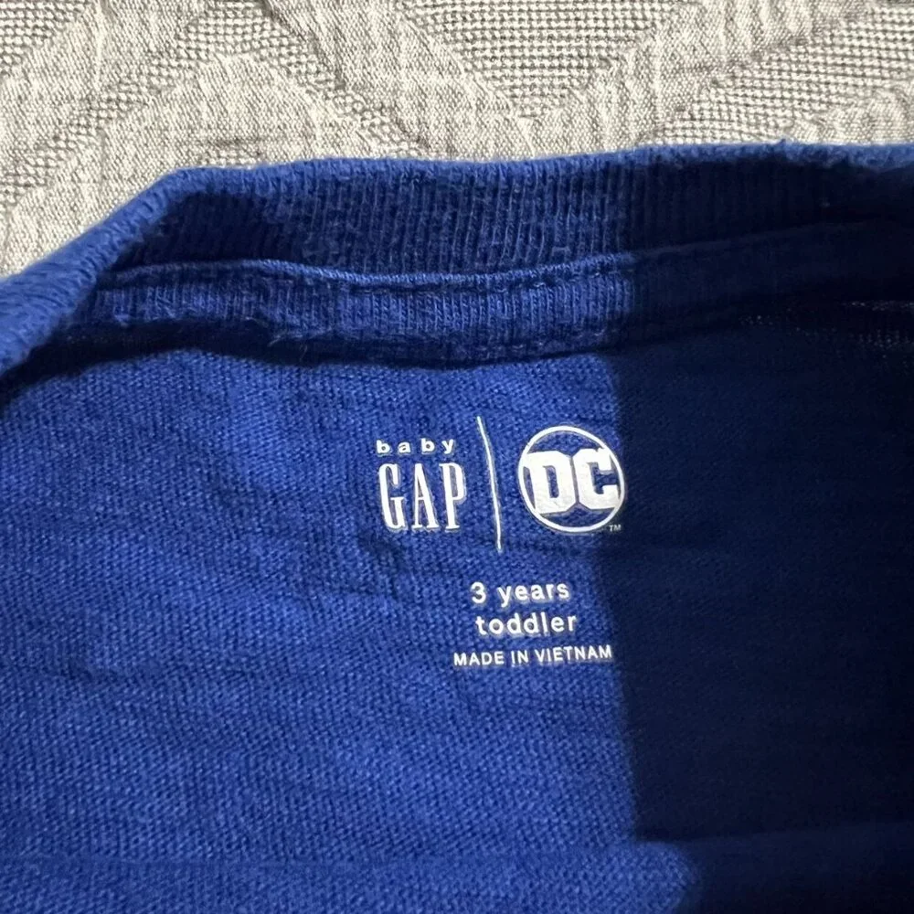Baby Gap + DC Comics 3Y Superman Shirt